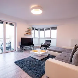 Luxury Westpark 2 Presidentialsuite With Lake View W4 בוקרשט