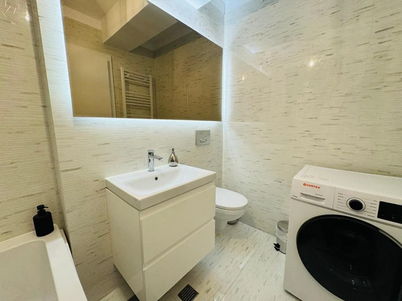 Dream Studios 1 Bucharest